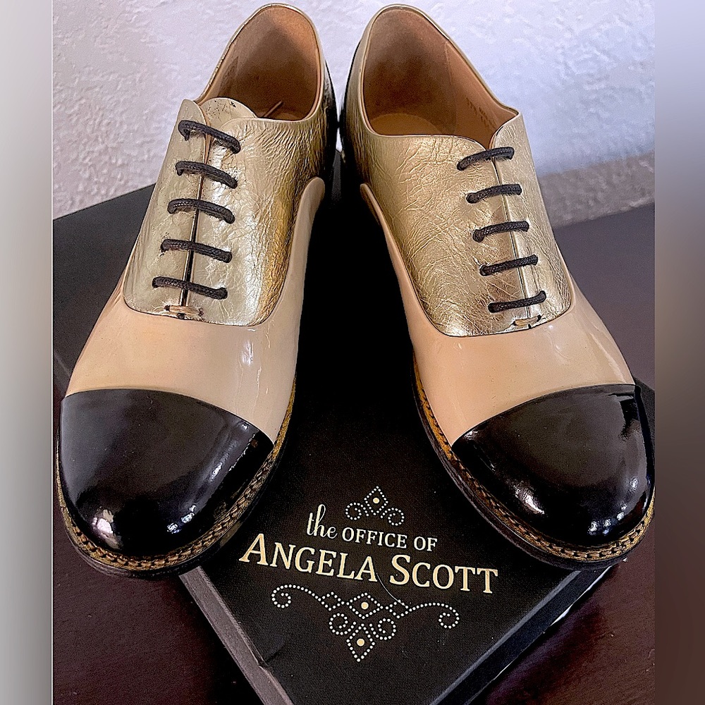 The Office of Angela Scott |Ms. Baker Oxford |NEW Sz 7.5M |Black Cream & Gold